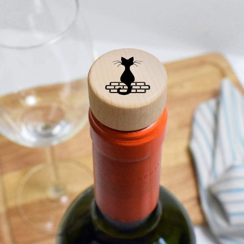 19mm 'Cat On A Wall' Wooden Bottle Stopper/Cork (BS00023828)