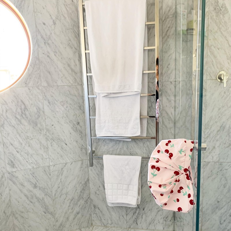 hairCAPsule Cherry Blossoms Sustainable Shower Pink (HCS900_PPCB)