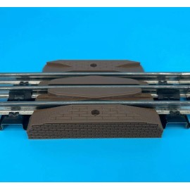 Model Scenery World Re-Railer O Gauge for Lionel or similar 3 Rail Tubular Track Rerailer - 0 Scale - (1) Re-Railer, Black