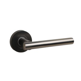 ONYX DESIGN Laurel Lever on Rose Door Handle in Gunmetal for Internal Doors
