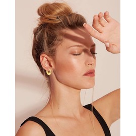 Chunky Gold Hoop Earrings Set 14k Gold Plated Hoop Earrings for Women 4 Pairs Small Gold Huggie Hoop Earrings Hypoallergenic Thick Gold Hoop Earrings Valentine's Day Birthday Gift for Women