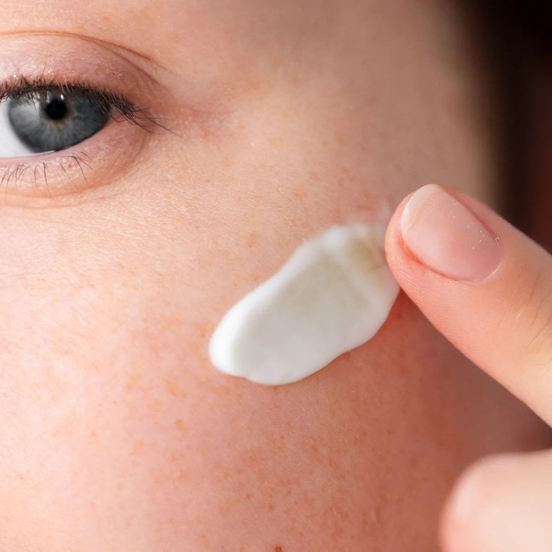 Crema Facial Corporal Hidratante Con Aloe Vera Esencia Rosas