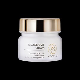 as a model Microbiome Cream 50ml / 마이크로바이옴 크림 50ml