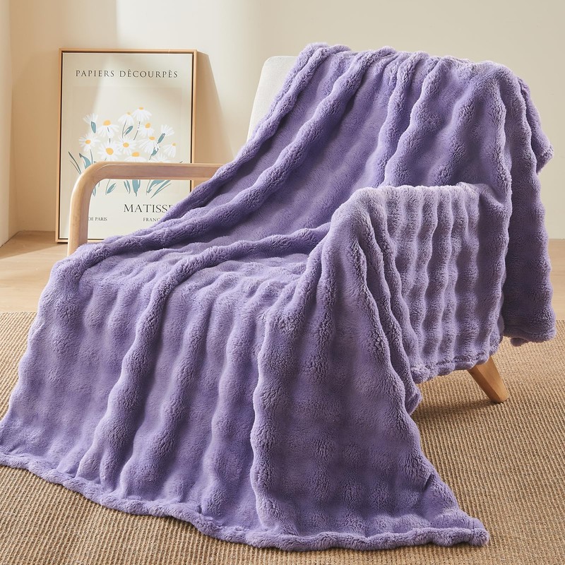 NEWCOSPLAY Throw Blanket for Couch Lavender Super Soft Flannel Fleece