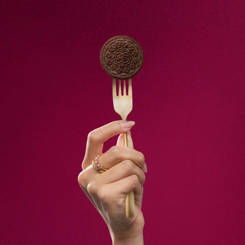 Selena Gomez OREO Cookies, Chocolate and Cinnamon Creme, Limited Edition,