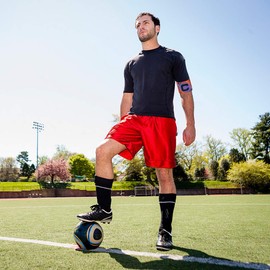 wangjiangda Captain's Armband Multicoloured Football Captain's Armband Elastic Bracelet Player's Armband Velcro for Adjustable Size Captain Football for Teenagers and Adults 3 Colours