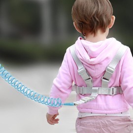 Kid Harness with Leash - Glow-in-The-Dark Toddler Leashes Anti-Lost Wrist Link,Toddler Safety Harness for Outdoor Activities, Baby Walking Holder, Child Tether, Kids Wristband Assistant