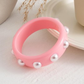 ChungLong0593 Y2K Colorful Acrylic Resin Bangle Bracelet with Fuax Pearl Beads Plastic Wristbands Wide Geometric Cuff Bracelet for Women Jewelry-Pink