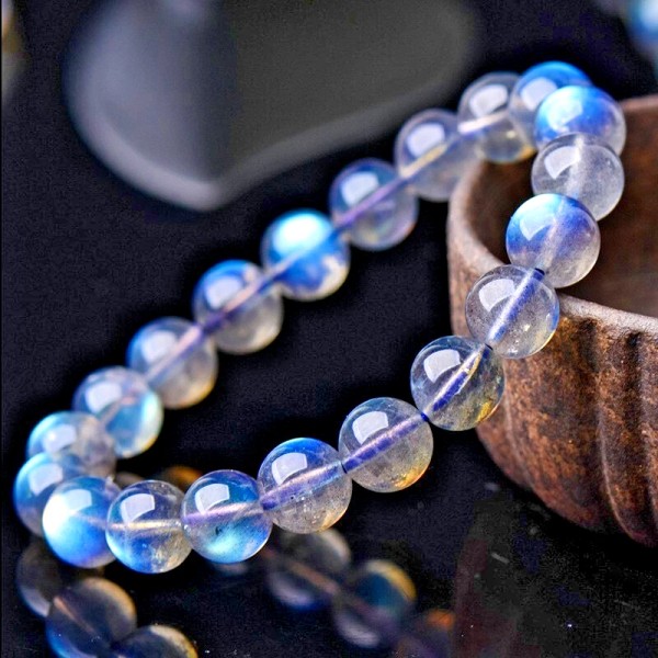 Handmade Natural Moonstone Elastic Stretch Bracelet - 7mm Round Gemstone