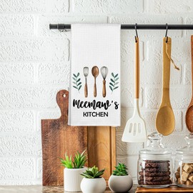 WAITPI Meemaw's Kitchen Towels, Meemaw Grandma Christmas Birthday Gifts Hand Towels for Grandma from Grandkids, Rustic Farmhouse Decorative Tea Dish Towels for Room Mother's Day Decor 16x24 in