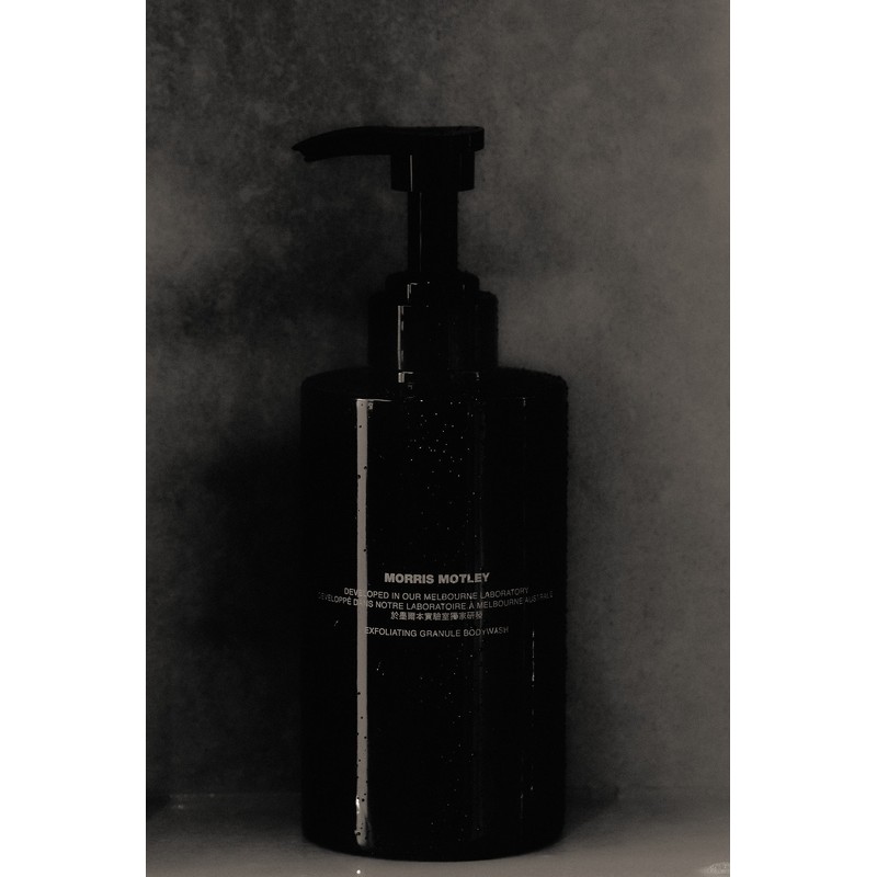 Morris Motley Exfoliating Granule Bodywash 500ml