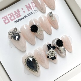 Gorgeous chic black rose handmade nail tips - Coffin / 화려한 시크블랙 로즈 수제네일팁 - 코핀