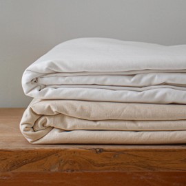 Simple&Opulence 100% Cotton Muslin Fabric 58 Inch Wide by Yard, Bleached White Lightweight Fabric for Sewing, Draping Material, Textile, Apparel Cloth(5 Yards)