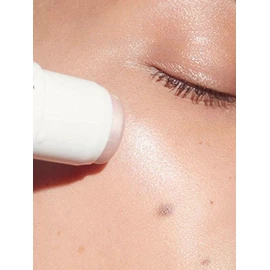 GLOSSIER- Haloscope in Moonstone- Dew Effect Highlighter 5.5g