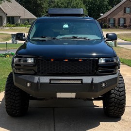 Spec-D Tuning Glossy Black Mesh Grille w/LED Lamps Compatible with 1999-2002 Chevy Silverado 1500