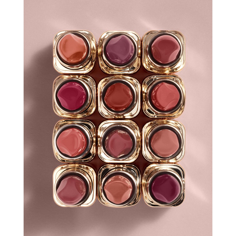 L'Oréal Paris Color Riche Satin Smooth Lipstick, Moisturising Pure Pigment