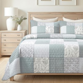 Soul & Lane Memory Lane 3-Piece Cotton Quilt Set - King Size with 2 Shams, Sage Green Patchwork Quilted Comforter, Lightweight Country Pieced Bedspread, Neutral Modern Farmhouse Bedding