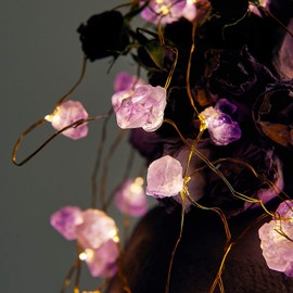 MENGNAN Natural Crystal Lights Natural Amethyst Raw Stones String Lights 10foot 40LEDs Amethyst Crystal LED String Lights Battery Operated with Remote for Valentine's Day Wedding Party Indoor Decor