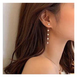 Inilbran Boho Long Pearl Earrings Gold Long Tassel Pearl Studs Earrings Vintage Pearl Pendant Earrings White Pearl Dangle Earrings Jewelry for Women and Girls