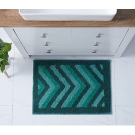 Hearth & Harbor Bathroom Rugs, Shaggy Plush Bath Mat, Ultra Soft Non Slip Backing Rubber, Chevron Design Bath Rug, Green, 17 x 24 Inch