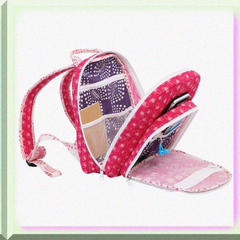 Threadify WanderWave Travel Totes: Stylish & Durable Bags for Your