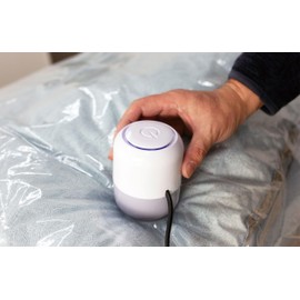 Orient OR-3009 Electric Suction Pump for Compression Bags + 2 Compression Bags Set