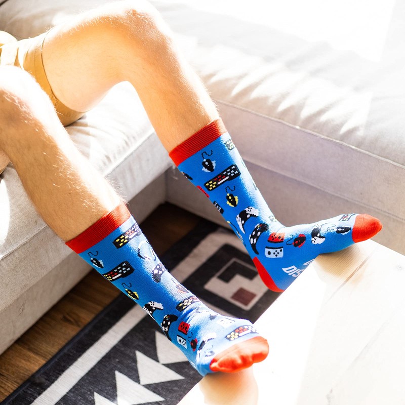 Socks for Book Freaks, Leher and Gamers - Funny Reading