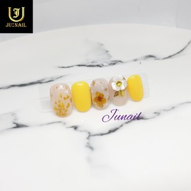 Yellow Flower Homemade Nail Tips - Short Round / 노랑생화 수제네일팁 - 숏라운드