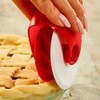 Fundeal Pastry Wheel Cutter and Decorator - Beautiful Pie Crust