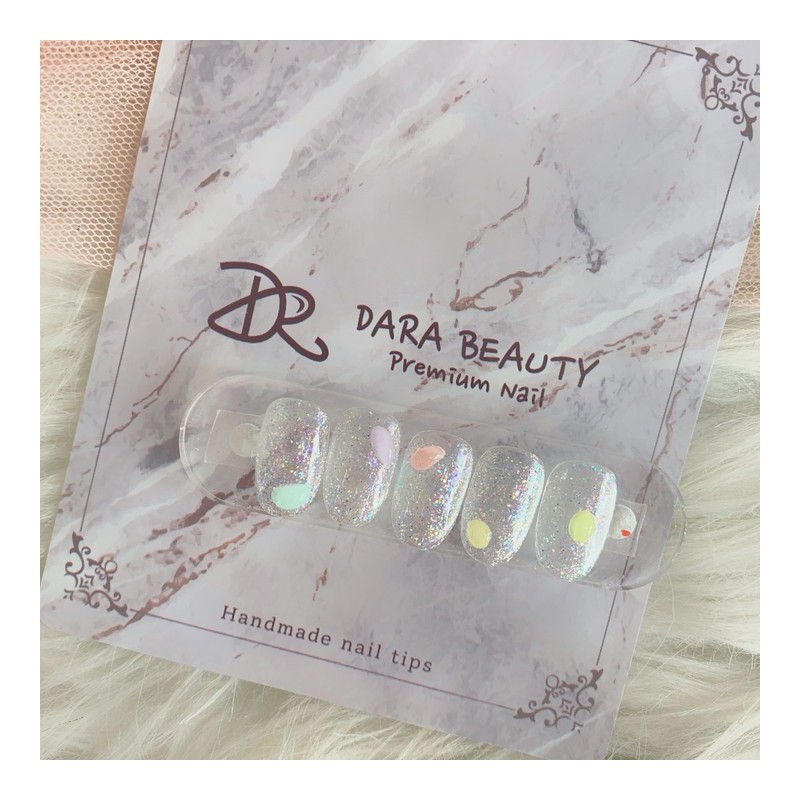 Next day delivery⭐Glitter embossed nails⭐ / 다음날 발송⭐글리터 엠보네일⭐