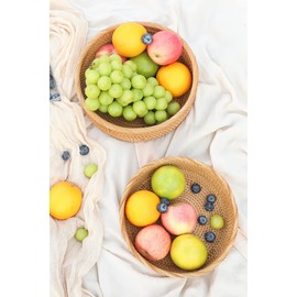 HITOMEN Handmade Rattan Bread Baskets Round Wicker Fruit Serving Storage Bowls, Natural Woven Decorative Kitchen Counter Organizing (Honey Brown) L-10.3"