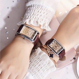 JewelryWe His & Hers Couple Wrist Watches Gift Set ¨C Unique Dial with Roman Numbers Brown Leather Band