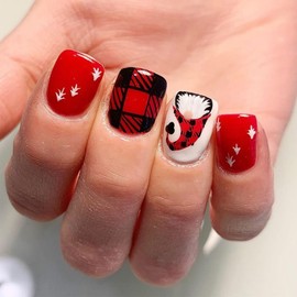 Christmas Tree Press on Nails Santa Claus Stick on Nails Xmas Grid Acrylic Fake Nails 24 Pcs Short Square Glossy Red New Year False Nails Christmas Hat Gel Glue on Nails for Coquette Women Girls