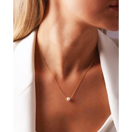 MONLUCK Pearl Necklaces for Women Trendy 14k Gold Plated Necklace for Women Non Tarnish Dainty Pearl Choker Necklaces for Women Cute Pearls Pendant Necklace for Wedding Bridesmaid Beach Jewelry