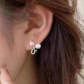 Wendalern Pearl Tulip Stud Earrings Pink Flower Pearl Earring Studs Small Freshwater Pearl Drop Earrings Gold Cubic Zirconia Pearl Flower Earrings Wedding Earrings Trendy Jewelry for Women Girls