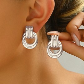Clip On Earrings for Women Chunky Gold Silver Knot Stud Earrings Non Piercing Chunky Earings Trendy Large Fashion Jewelry for Women 2025
