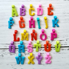 Amaney 400pcs Colorful Acrylic Letter Alphabet Charm Pendants Cute 3D Letter Hanging Dangle Charm Beads for DIY Necklace Jewelry Making Crafts Eyeglass Lanyard
