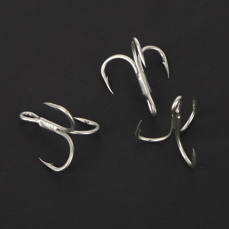 20Pcs High Carbon steel Strength Sharp Treble Hooks with Barb