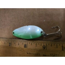 Acme Tackle Co VINTAGE LITTLE CLEO WIGL LURE C100 GRN/WHITE SPOON FISHING LURE BREASTS SHOWING