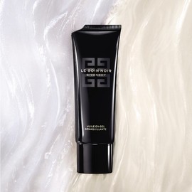 Givenchy 르 스왕 느와 페이스 앤 아이 메이크업 리무버 Le Swang Noir Face and Eye Makeup Remover