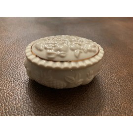 Lenox vintage Porcelain Keepsake Box Fruits of Life Gold Trim - Wedding Favors