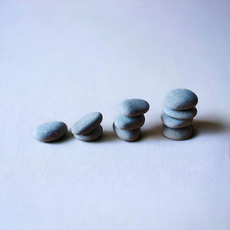 ZEN&TAO Small Size Smooth Flat Pebbles Hand Picked Stacking Stones