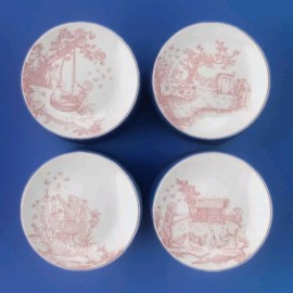 Dolly Set x4 Dolly Parton Kohls Pink Appetizer Plates w Scenes From Dolly’s Childhood