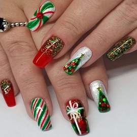 Christmas Press on Nails Medium Square Fake Nails Coffin Acrylic False Nails with Designs Rhinestones Glitter Sequins Glue on Nails Green Xmas Tree Stick on Nails Artificial Nails for Women 24Pcs