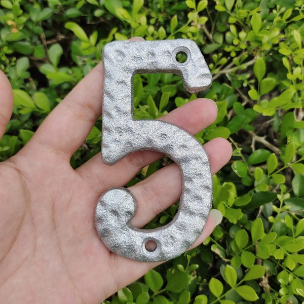 TripDock 4 Inch House Numbers for Outside - Rustproof Cast
