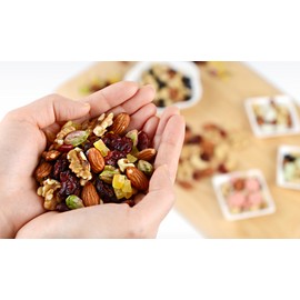 Today Nut Handful Family Nut Gift Set 600g, 1 Set