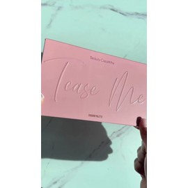 Beauty Creations - Tease Me, Paleta De 18 Sombras Color Rosa