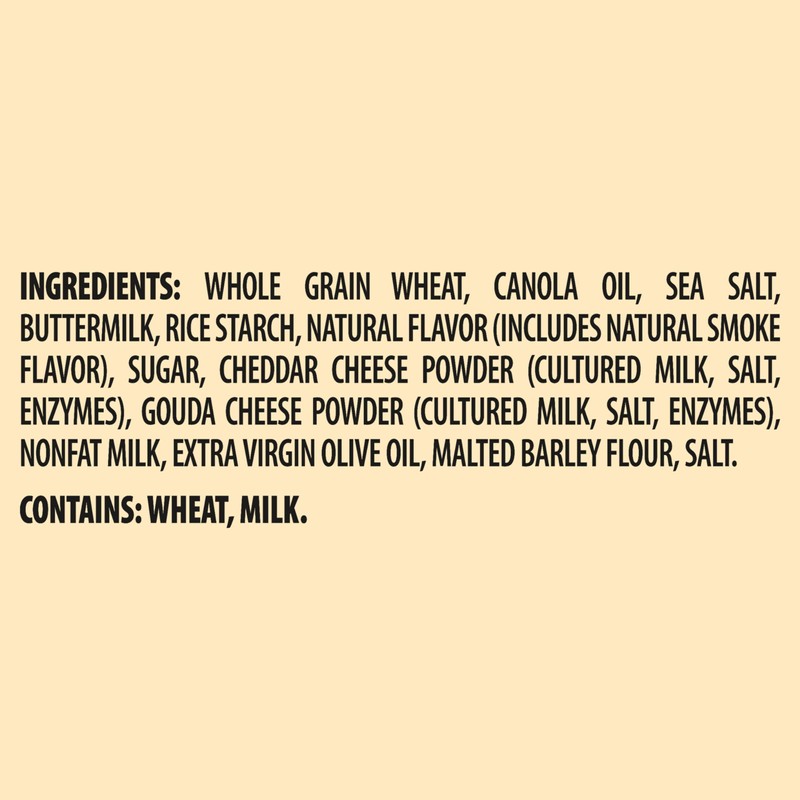 Triscuit Smoked Gouda Whole Grain Wheat Crackers, Lunch Snacks, Bulk