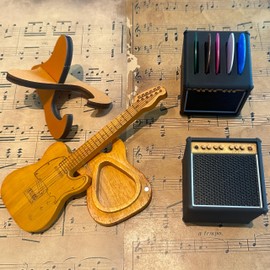 Guitar Picks Holder Box, Pick Display Holder, Amp Speaker Styled Pick Holder and Wooden Guitar Pick Holder with Stand, Pick Storage Box Set for Guitar Players and Music Enthusiasts
