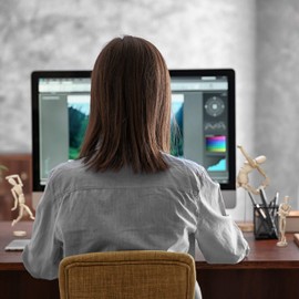 Relaxdays Gliederpuppe aus Holz, zeichnen, basteln, bewegliche Modellpuppe, Künstler, mit Ständer, 21,5 cm hoch, natur, Braun